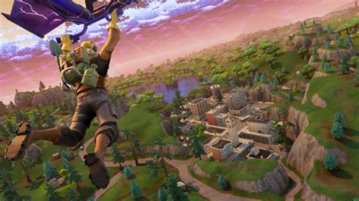 How big is fortnite download