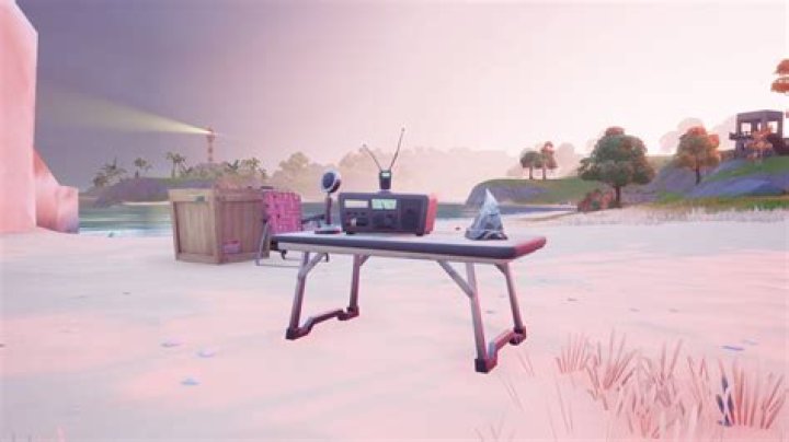 How do you interact with a cb radio in fortnite