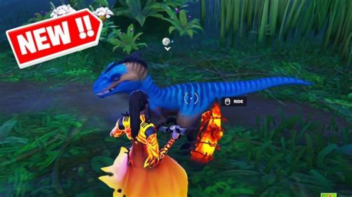 How do you tame a raptor in fortnite