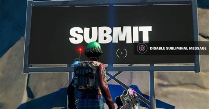 How to equip a detector in fortnite