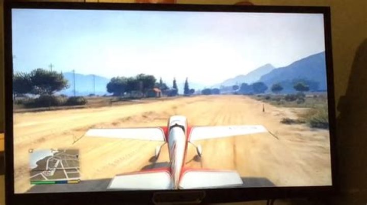 How to fly a plane in gta 5 xbox