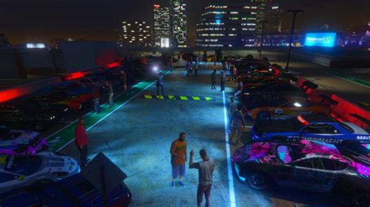How to go to a car meet in gta 5