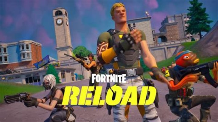 How to play fortnite online