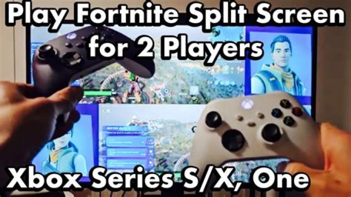 How to play split screen fortnite xbox
