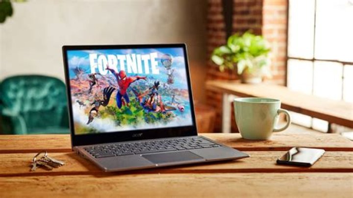 What laptops can you play fortnite on