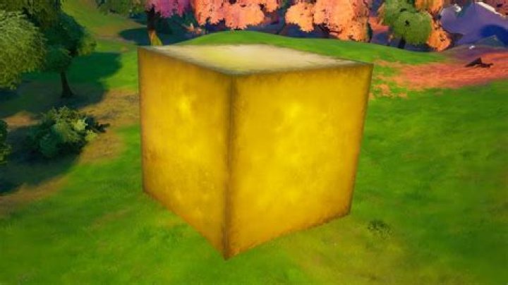 Where is the gold cube in fortnite