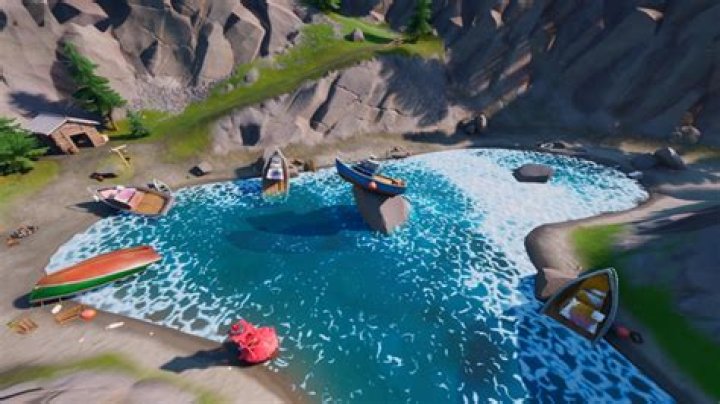 Where is the shipwreck cove in fortnite